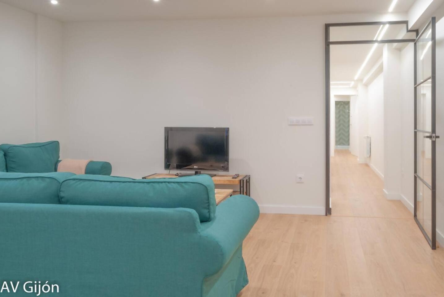 Apartamento La Playa 17 Gijon Exterior photo